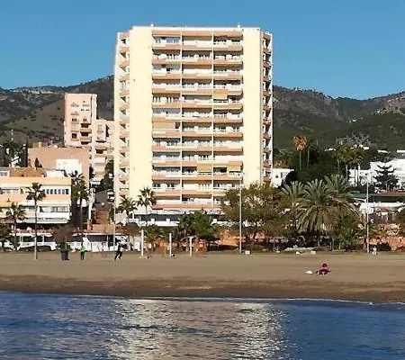 Cozy With First Line Seaview In Perfect Location, Near The Marina Διαμέρισμα