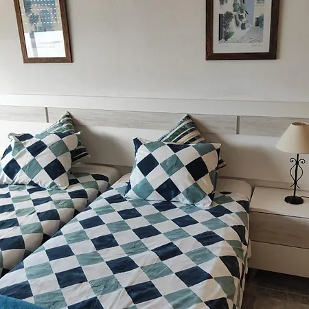 Διαμέρισμα Cozy With First Line Seaview In Perfect Location, Near The Marina Benalmádena